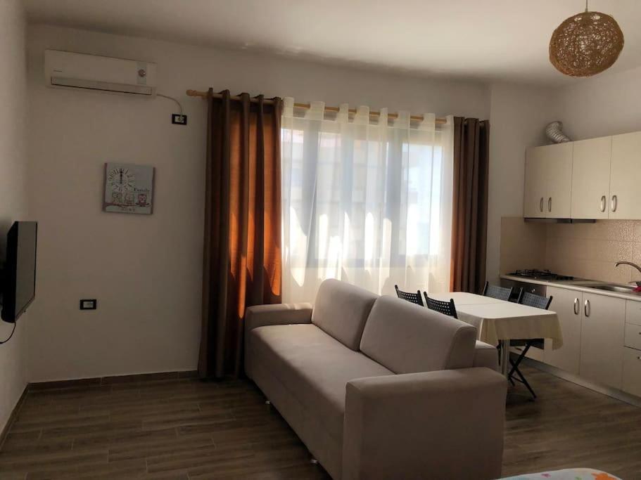 Sea View Deluxe Apartment Durres Bagian luar foto